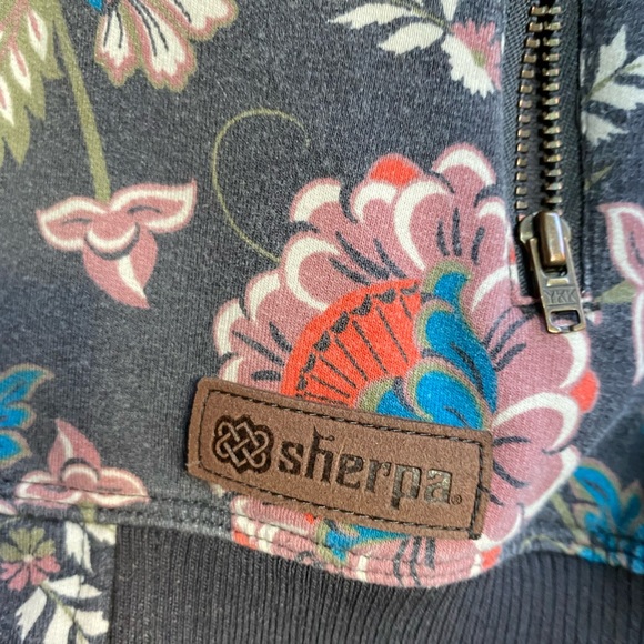 Sherpa Adventure Gear zip-up jacket - Picture 2 of 6